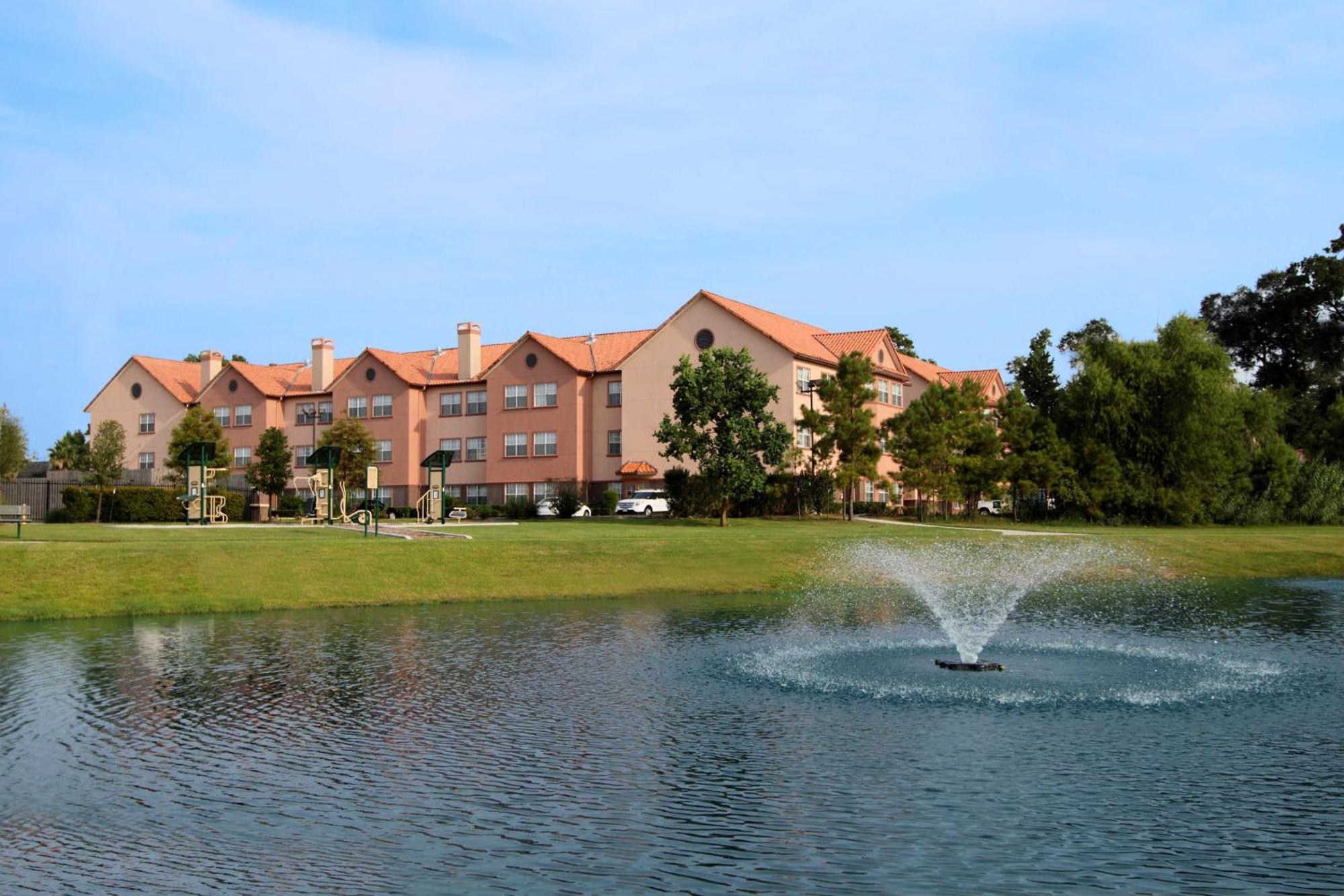 Homewood Suites By Hilton Houston-Woodlands-Shenandoah Удландс Екстериор снимка